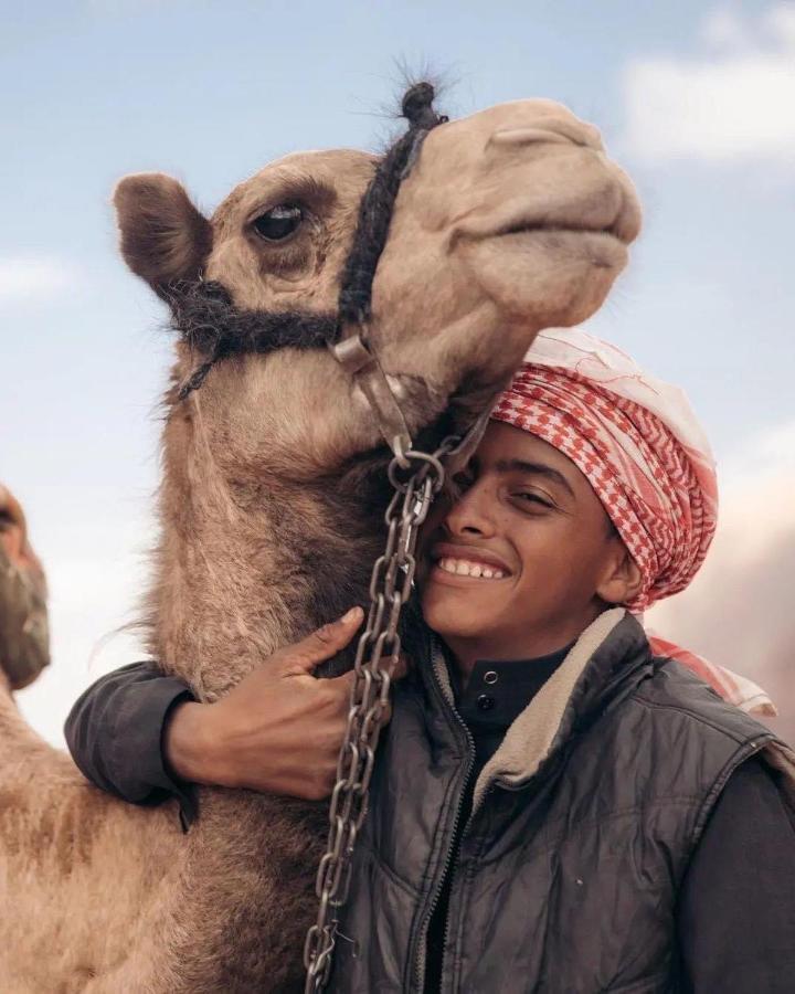 Friend Wadi Rum Bagian luar foto