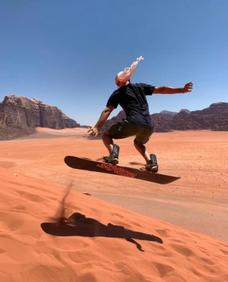 Friend Wadi Rum Bagian luar foto